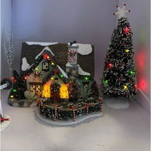 Department 56 Snow Village The Peppermint House